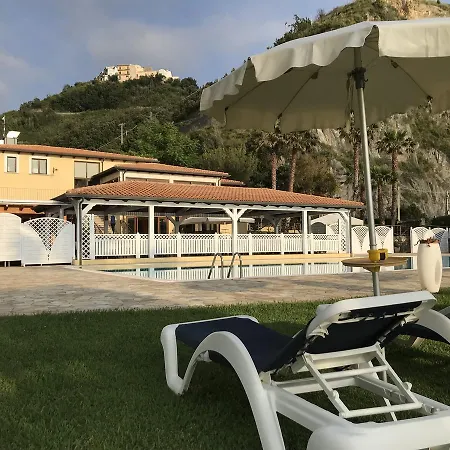 Hotel Arcomagno
