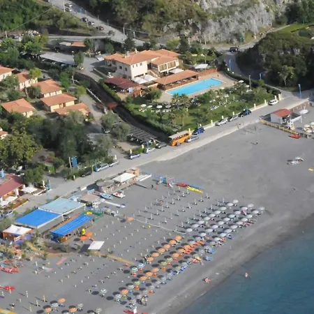 Arcomagno 4*
